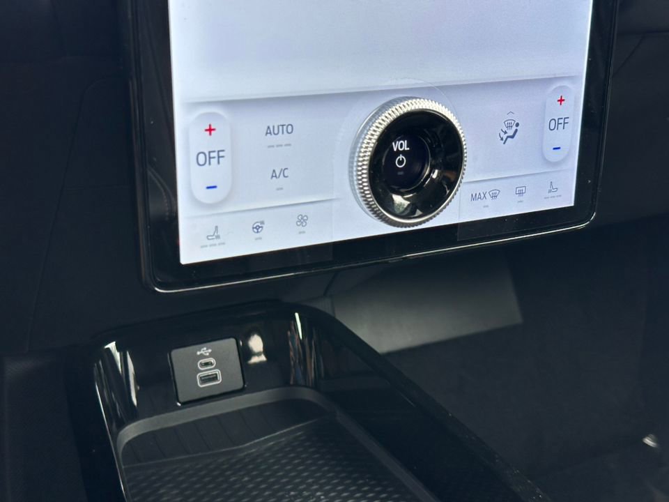 New 2025 Ford Mustang Mach-E Select w/ Comfort Package Lite AWD/4WD image 31