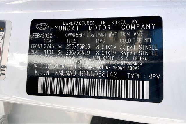 Used 2022 Genesis GV70 2.5T w/ Advanced Package image 32