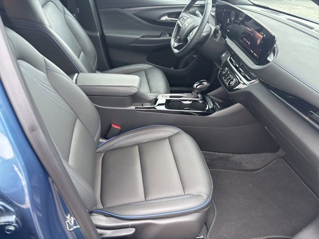 Used 2024 Buick Envista Sport Touring w/ Convenience I Package image 11