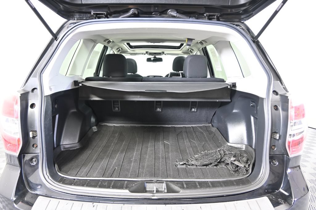 Used 2016 Subaru Forester 2.5i Premium w/ Popular Package #1 AWD/4WD image 16
