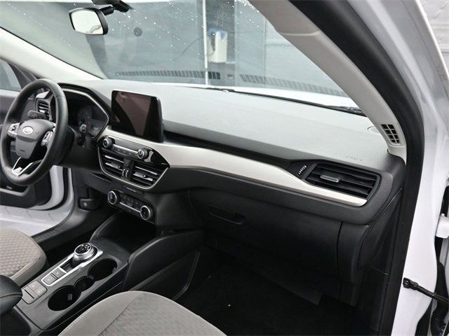 Used 2022 Ford Escape SE w/ Cold Weather Package image 19