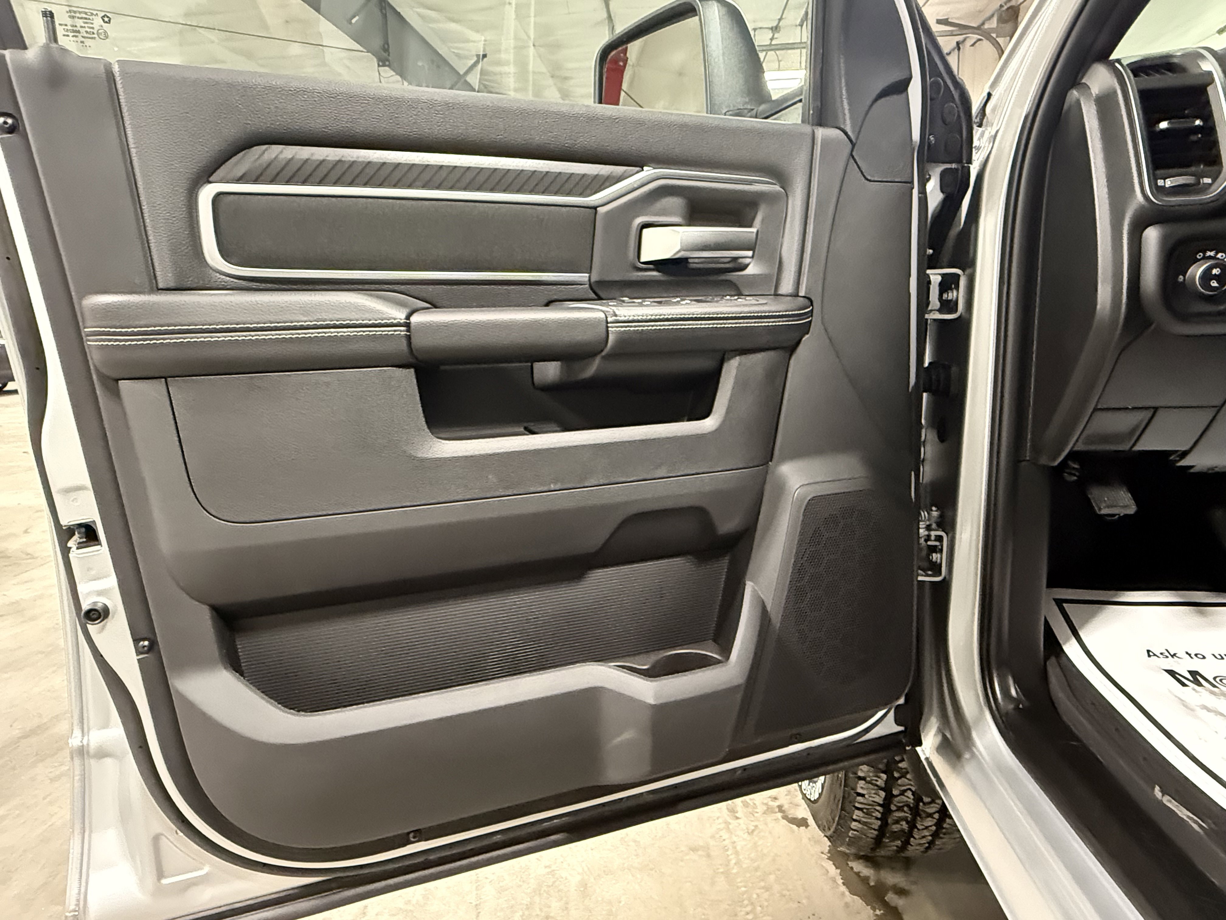 New 2026 RAM 2500 Big Horn AWD/4WD image 20