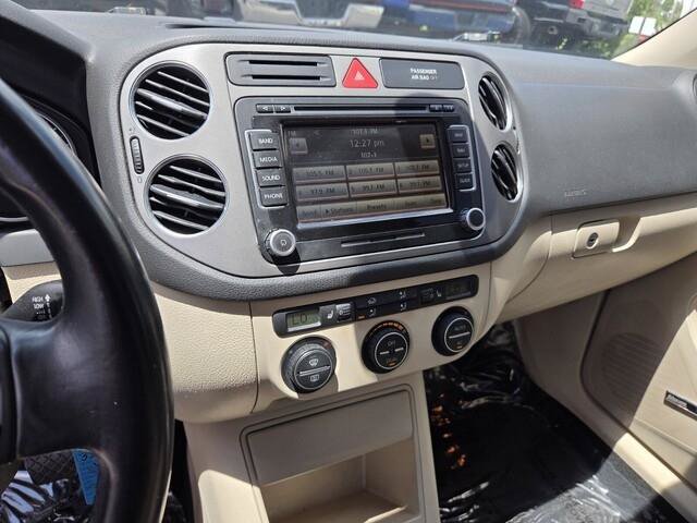 Used 2009 Volkswagen Tiguan SE AWD/4WD image 19