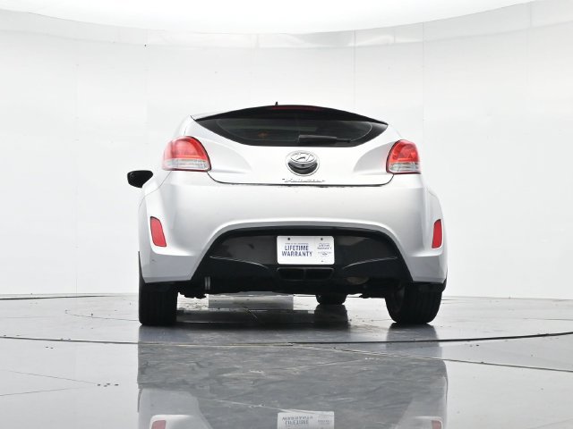 Used 2017 Hyundai Veloster Value Edition FWD image 42