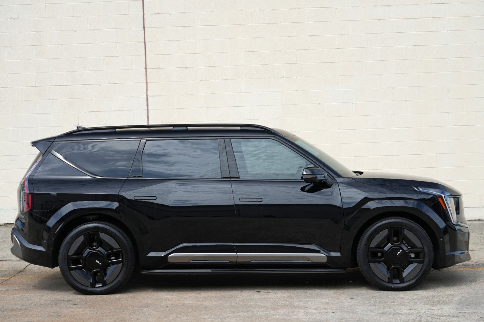 Used 2025 Kia EV9 GT-Line AWD/4WD image 58