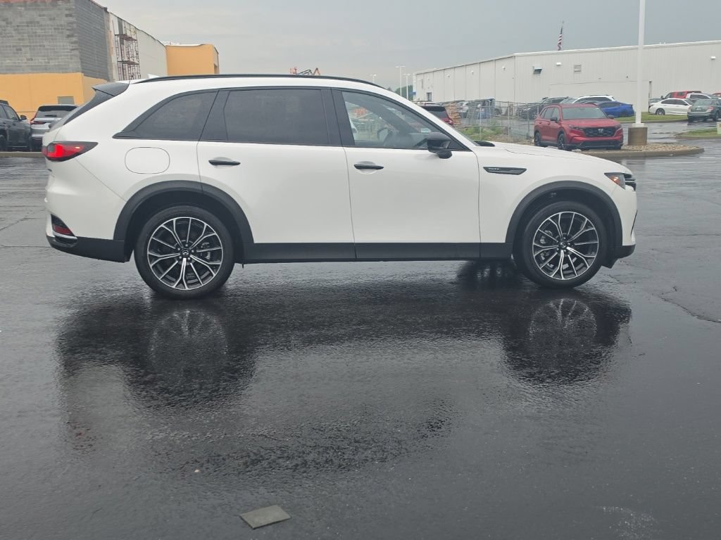 Used 2025 MAZDA CX-70 Plug-In Hybrid w/ Premium Plus AWD/4WD image 10