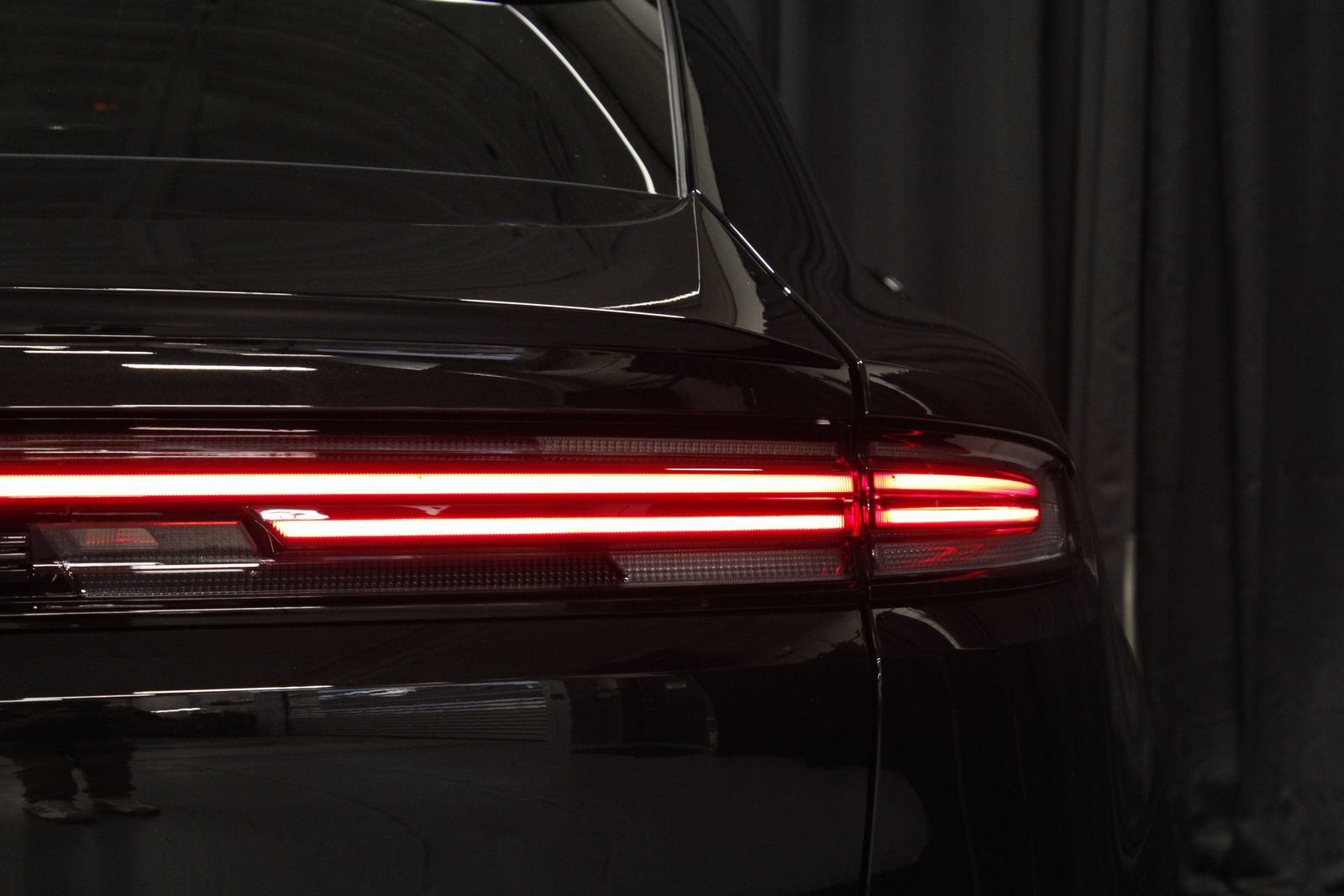 New 2026 Porsche Cayenne Coupe AWD/4WD image 14