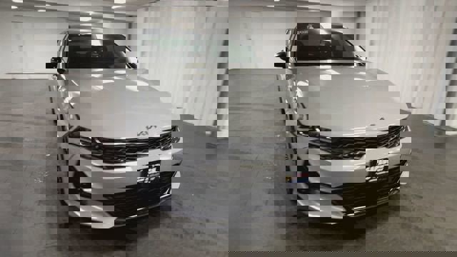 Used 2023 Kia K5 GT-Line w/ GT-Line Premium Package image 3