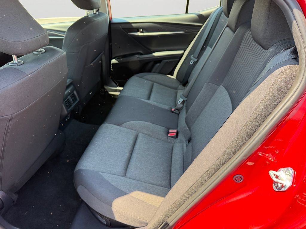 Used 2025 Toyota Camry LE FWD image 15