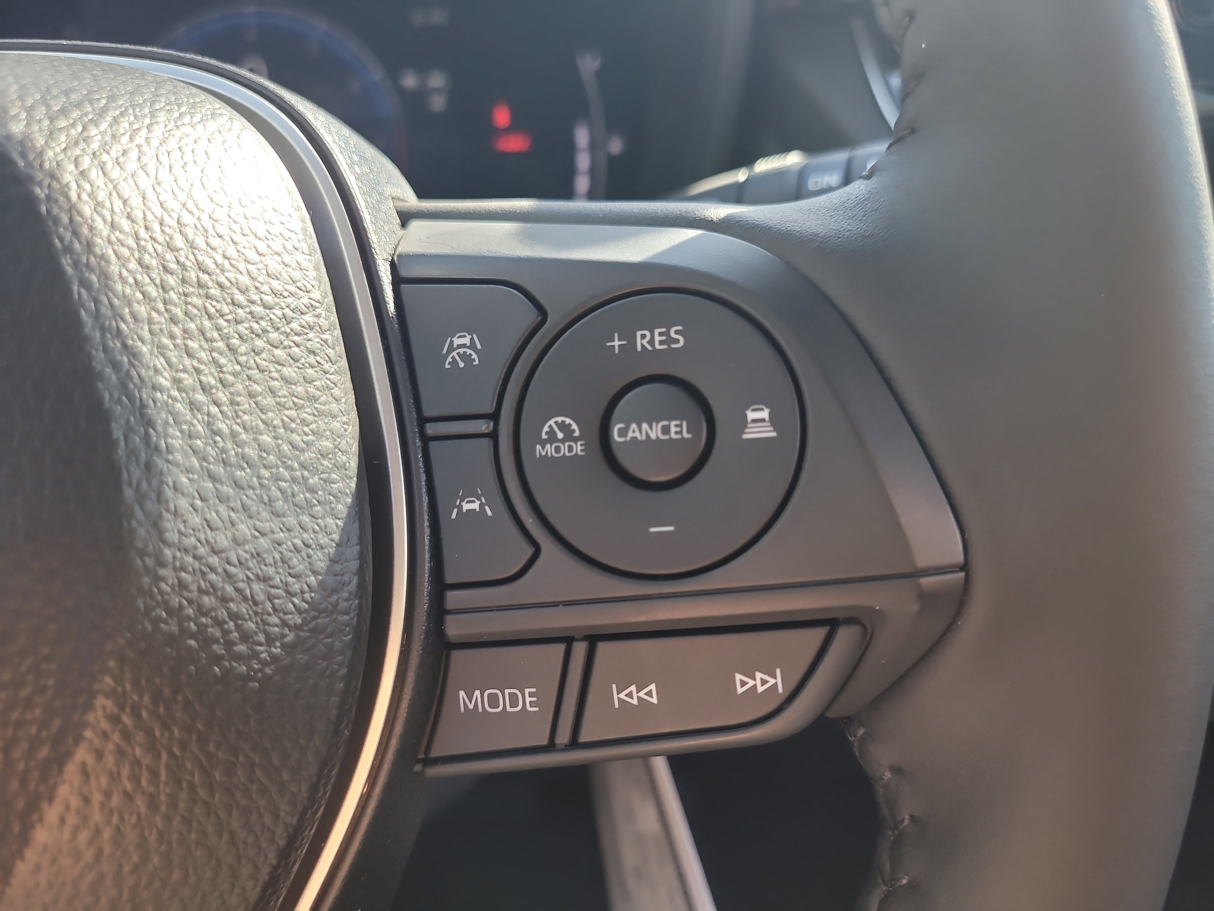 Certified 2026 Toyota Corolla Cross LE FWD image 29