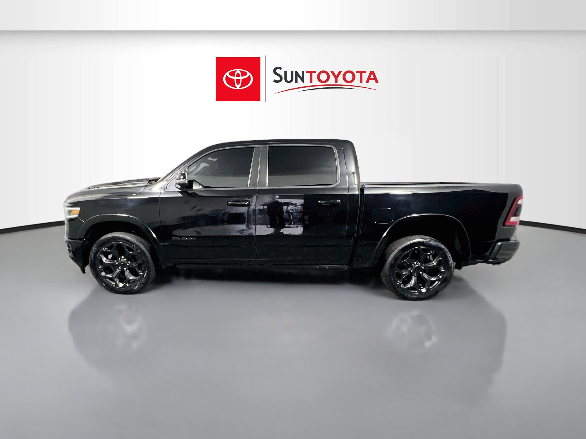 Used 2023 RAM 1500 Limited AWD/4WD image 7