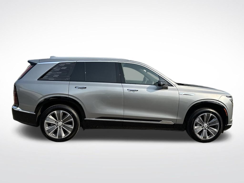 Certified 2026 Cadillac Vistiq Luxury AWD/4WD image 7