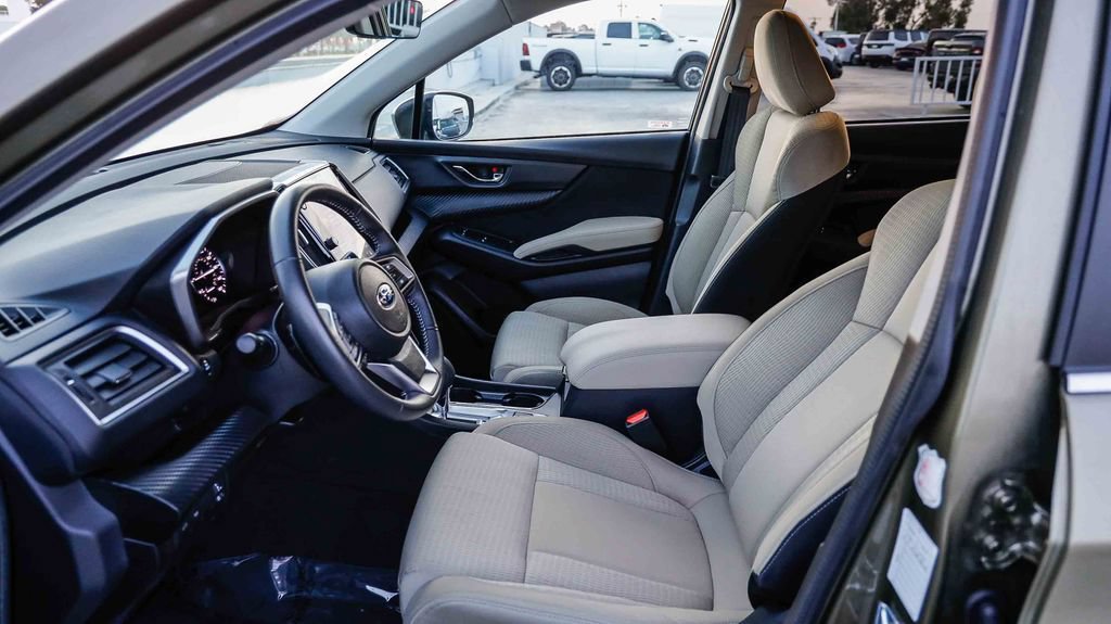 Used 2025 Subaru Ascent Premium AWD/4WD image 21