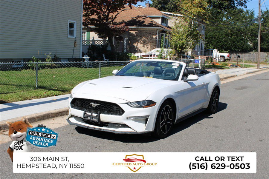 Used 2023 Ford Mustang Premium RWD image 3