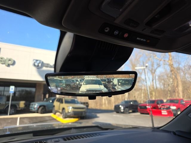 Used 2025 Chevrolet Silverado 2500 LTZ w/ LTZ Premium Package image 20