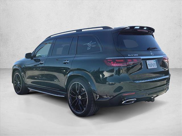 Used 2025 Mercedes-Benz GLS 580 4MATIC image 7