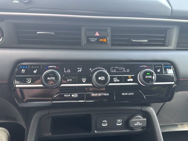 Certified 2026 Honda Pilot Black Edition image 32