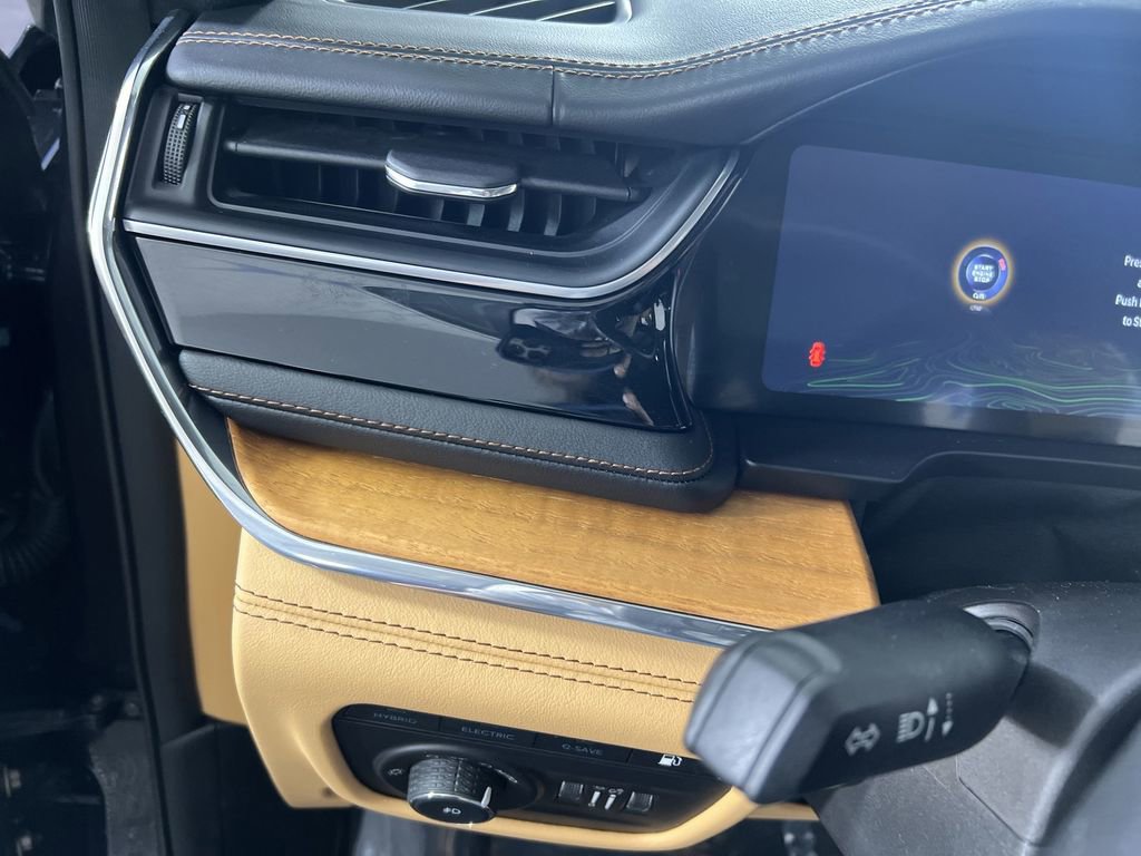 Used 2022 Jeep Grand Cherokee Summit image 19