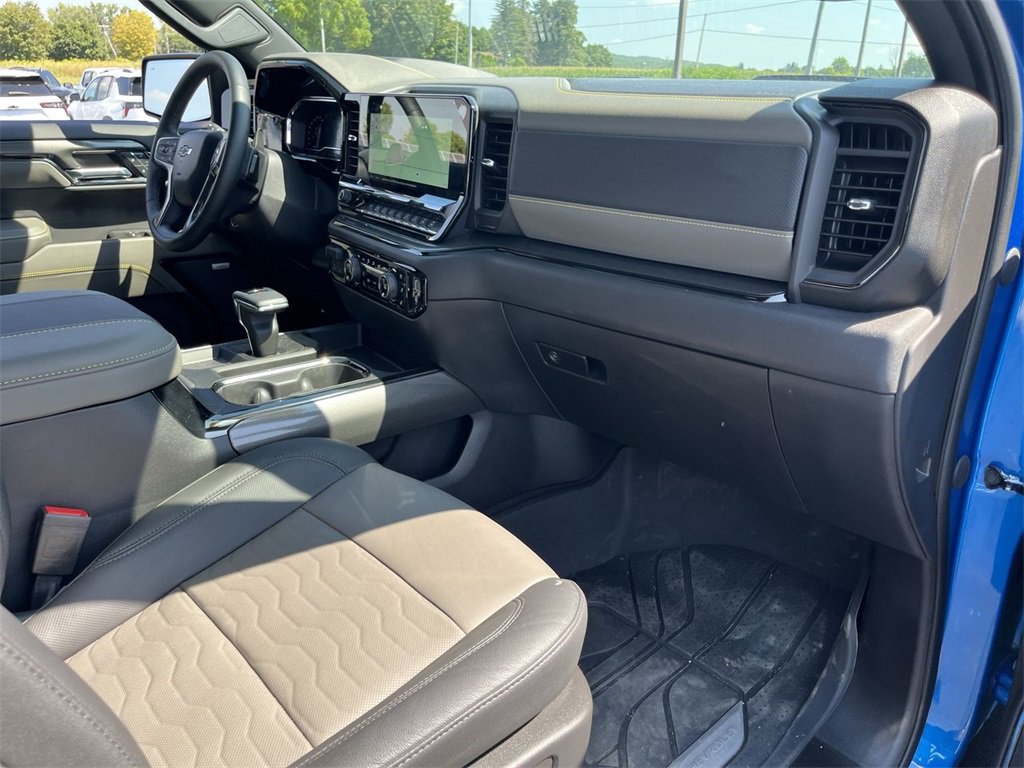 Certified 2023 Chevrolet Silverado 1500 ZR2 w/ Technology Package image 30