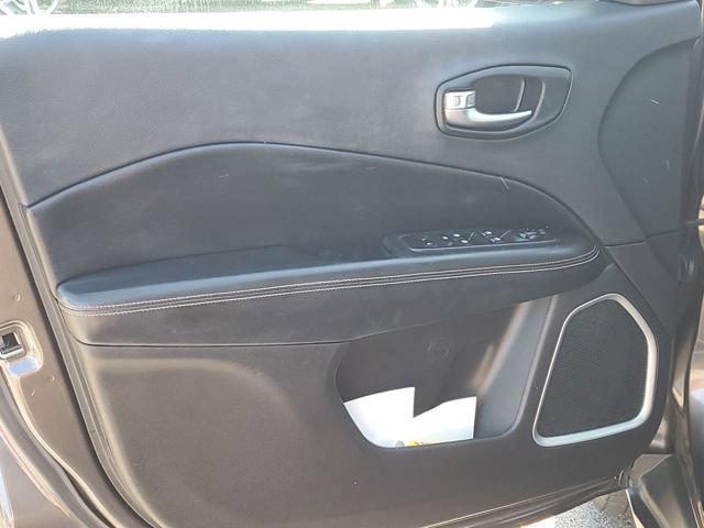Used 2021 Jeep Compass Latitude FWD image 19