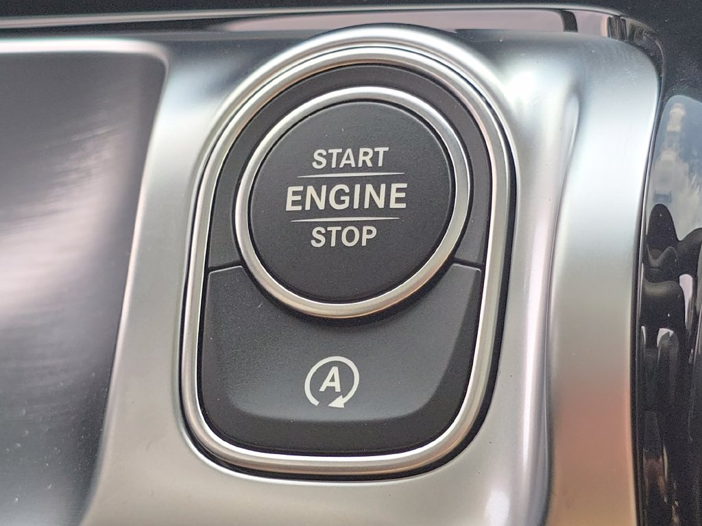 New 2026 Mercedes-Benz GLB 250 4MATIC image 34