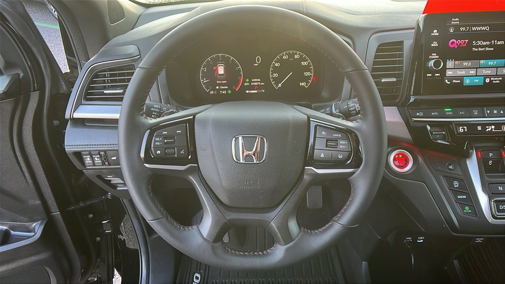 Used 2025 Honda Odyssey Sport-L image 24