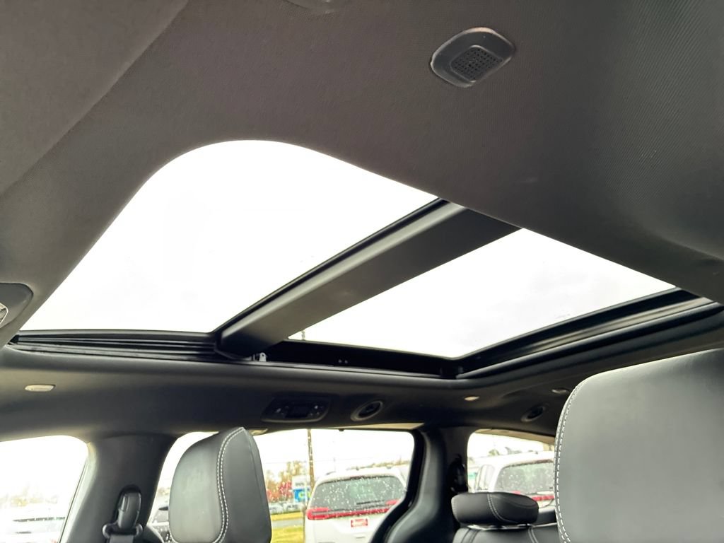 New 2026 Chrysler Pacifica Select AWD/4WD image 22