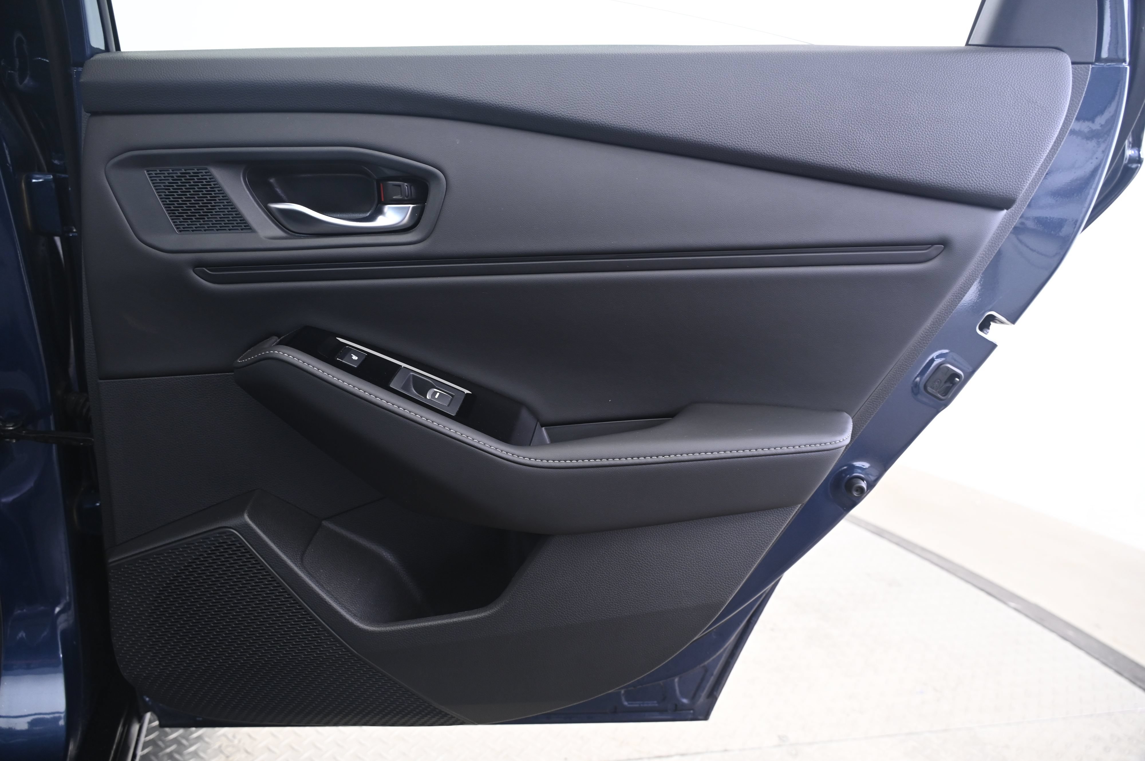 Used 2023 Honda Accord Touring image 16