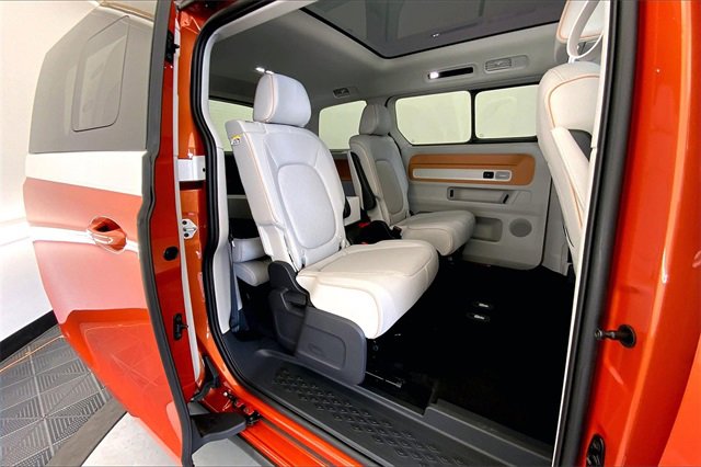 New 2025 Volkswagen ID. Buzz 1st Edition image 10