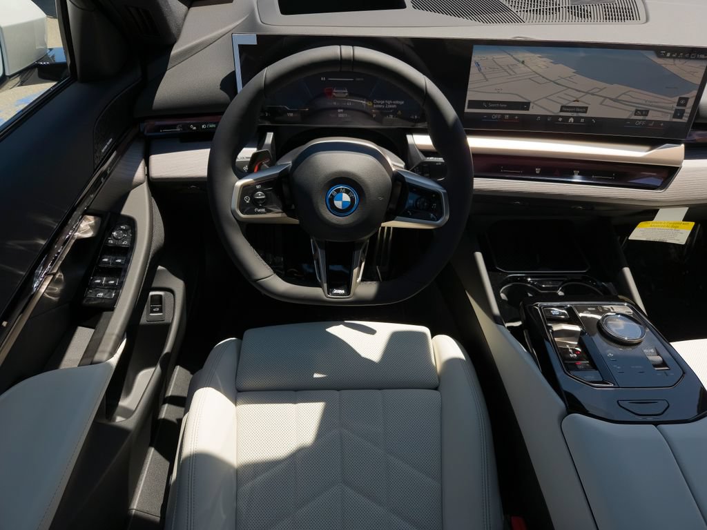 New 2027 BMW i5 eDrive40 w/ M Sport Package RWD image 15