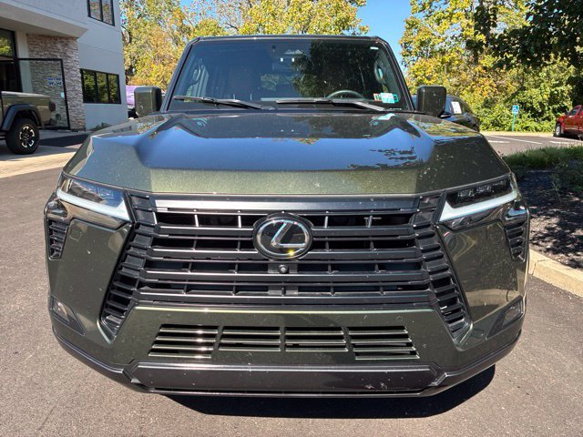 Used 2024 Lexus GX 550 w/ Accessory Package (Z1) AWD/4WD image 14
