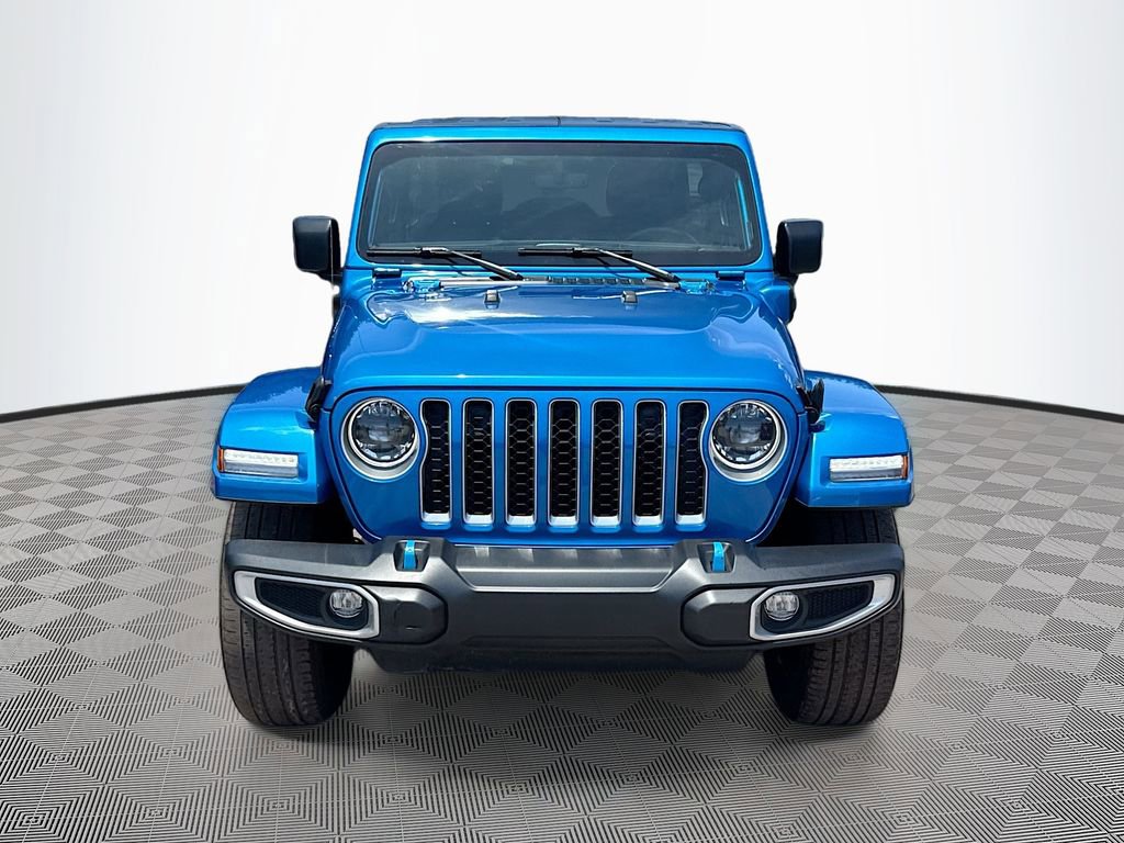Used 2023 Jeep Wrangler Unlimited Sahara w/ Cold Weather Group AWD/4WD video 2