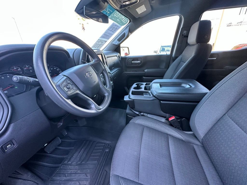 Used 2024 Chevrolet Silverado 1500 Custom Trail Boss w/ LPO, Dark Essentials Package AWD/4WD image 15