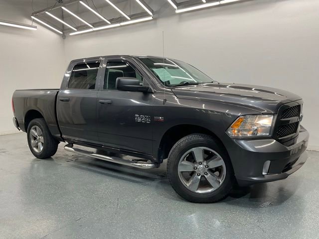 Used 2015 RAM 1500 Express AWD/4WD image 2