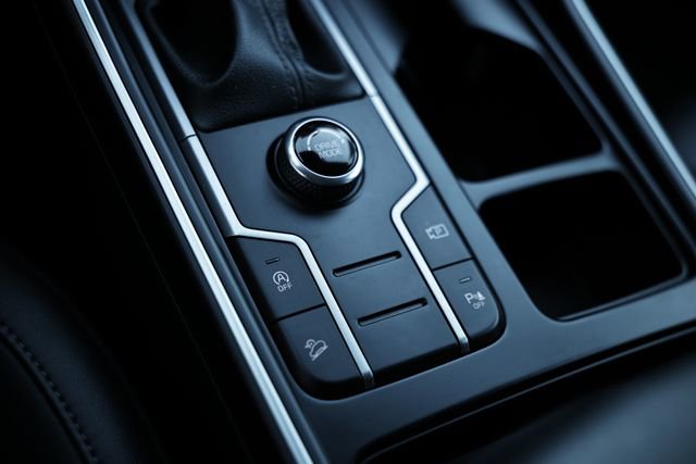 Used 2022 Kia Sorento S image 40