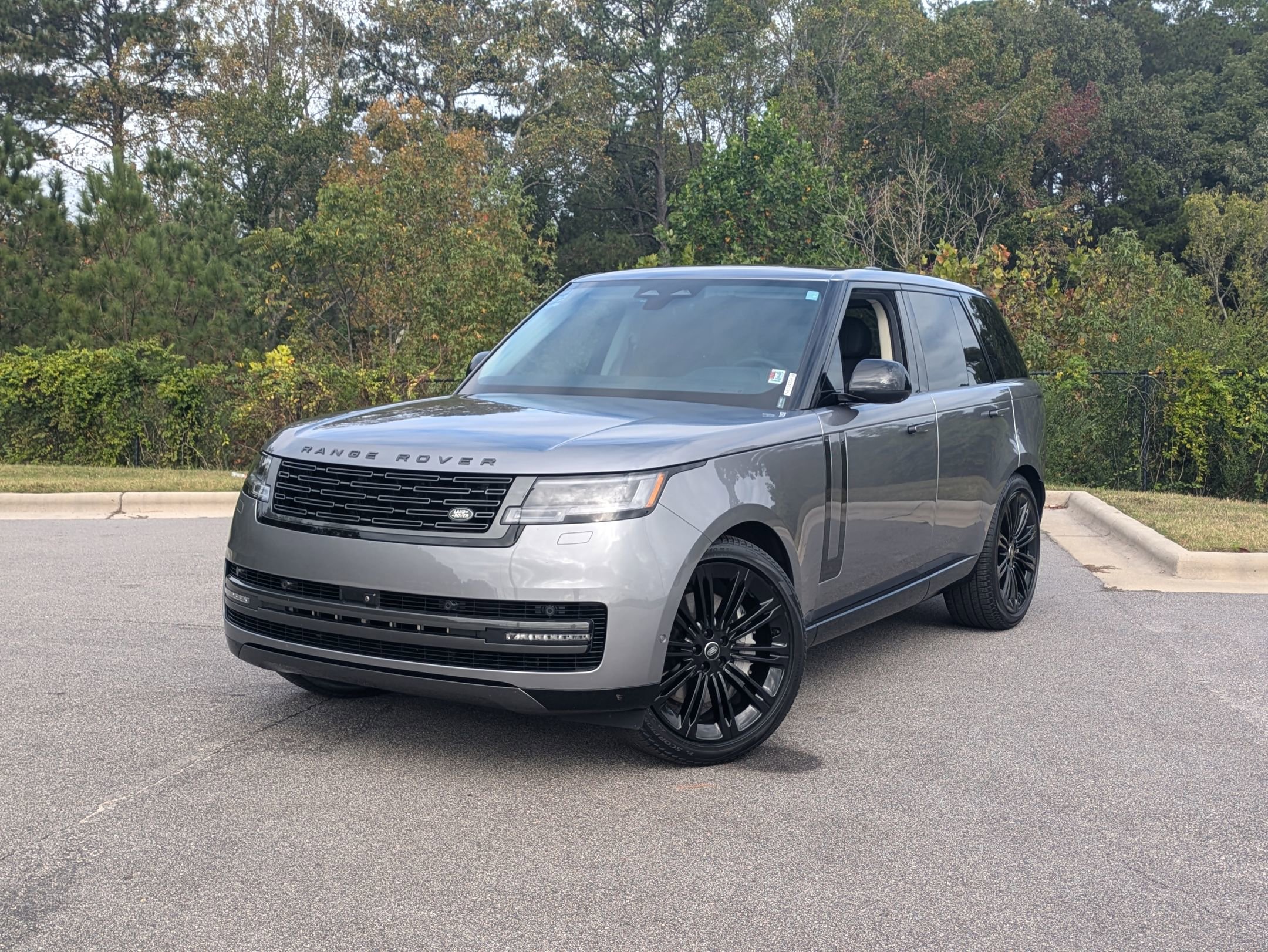 Used 2024 Land Rover Range Rover SE