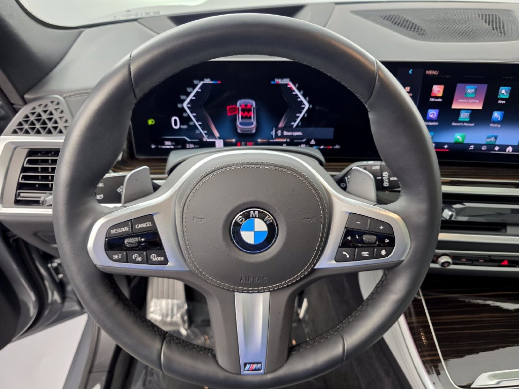 Used 2026 BMW X5 xDrive40i w/ M Sport Package AWD/4WD image 18