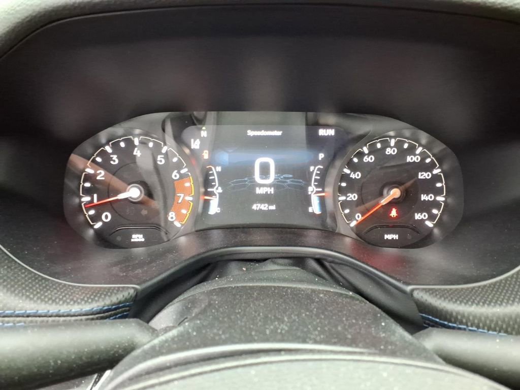 Used 2025 Jeep Compass Latitude w/ Convenience Group AWD/4WD image 17