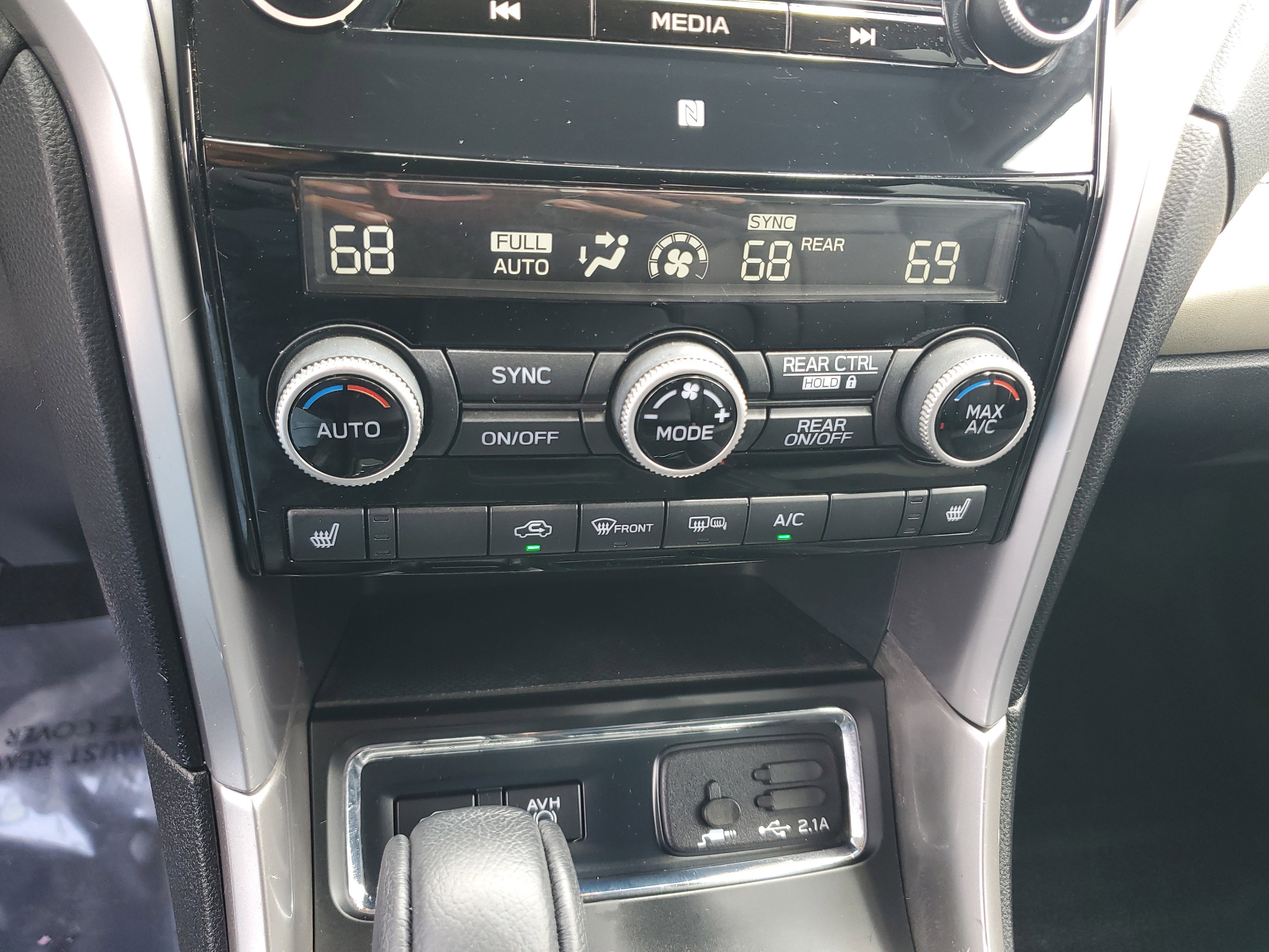 Used 2020 Subaru Ascent Limited w/ Popular Package #3 image 24