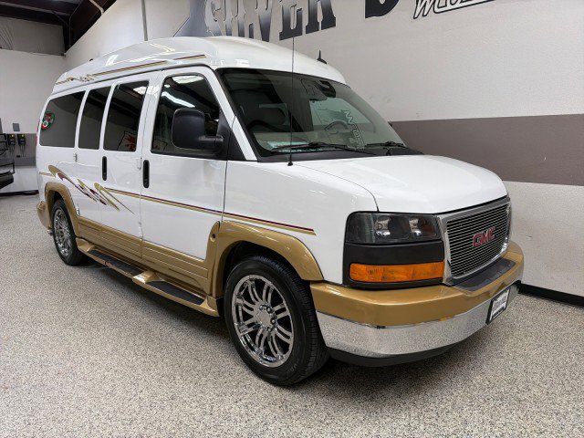 Used 2014 GMC Savana 1500 image 32