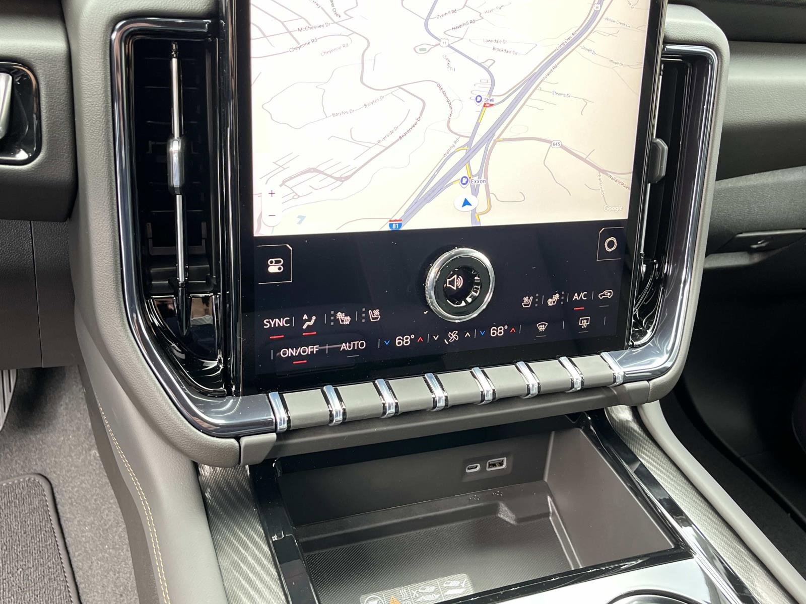 New 2026 GMC Yukon AT4 image 31