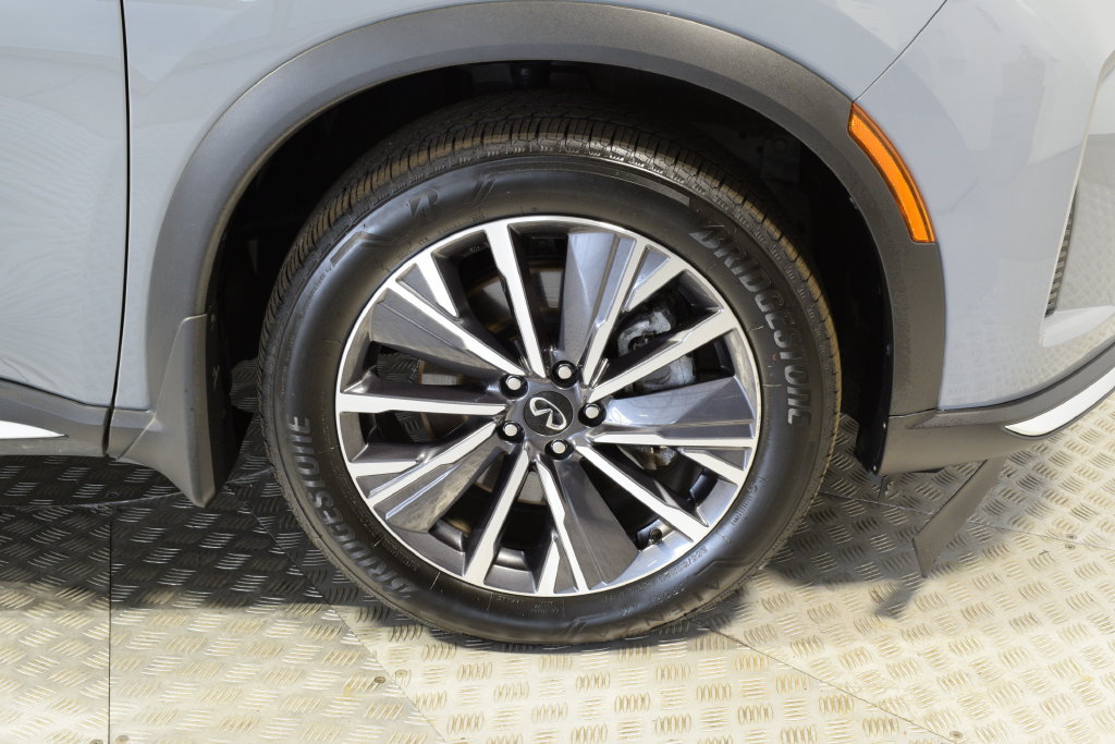 Used 2026 INFINITI QX60 Luxe w/ Family Package AWD/4WD image 39