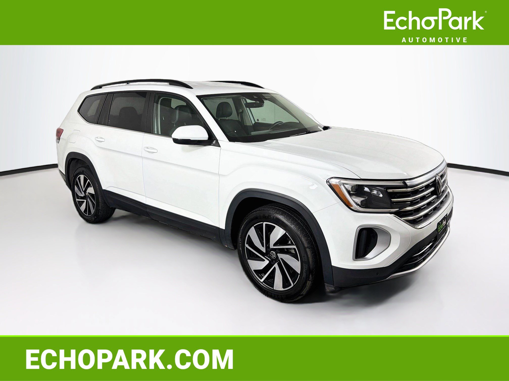 Used 2024 Volkswagen Atlas SE AWD/4WD image 1