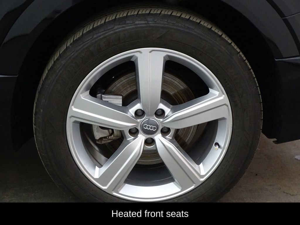 Used 2019 Audi e-tron Prestige w/ Prestige Package AWD/4WD image 41