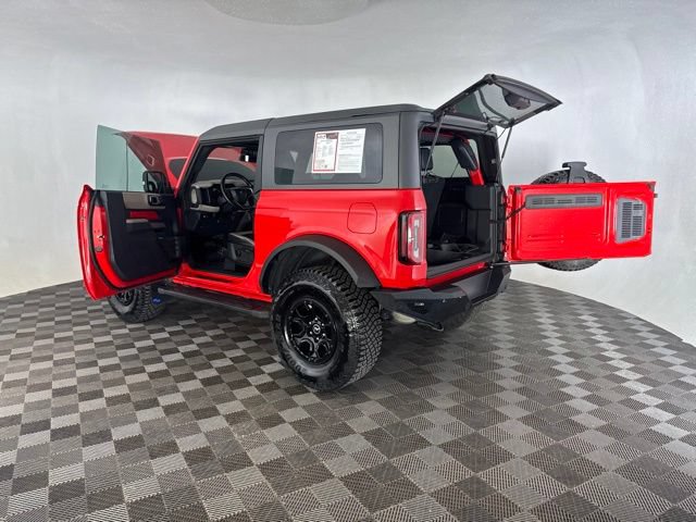 Used 2023 Ford Bronco Wildtrak AWD/4WD image 18