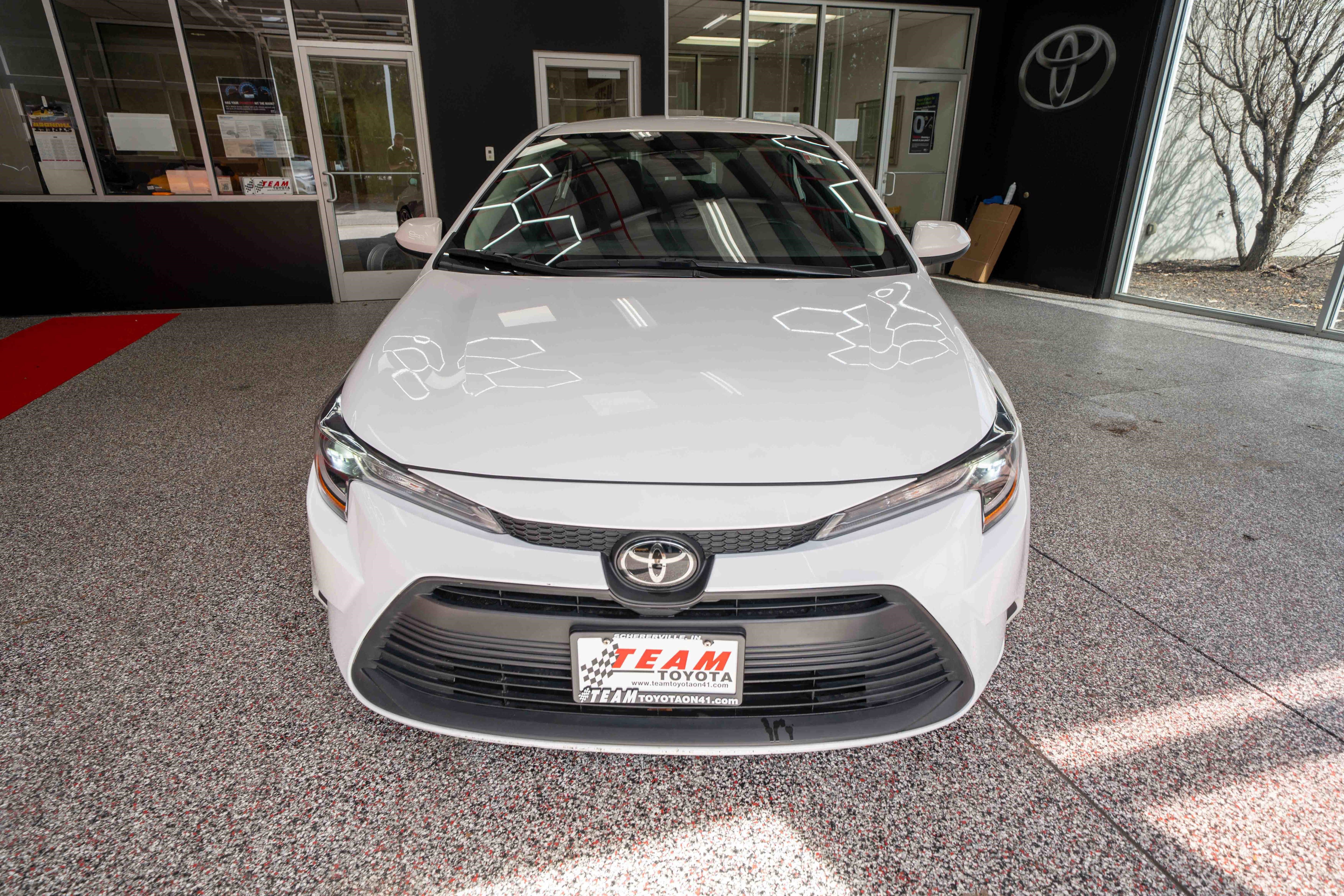 Used 2024 Toyota Corolla LE image 6