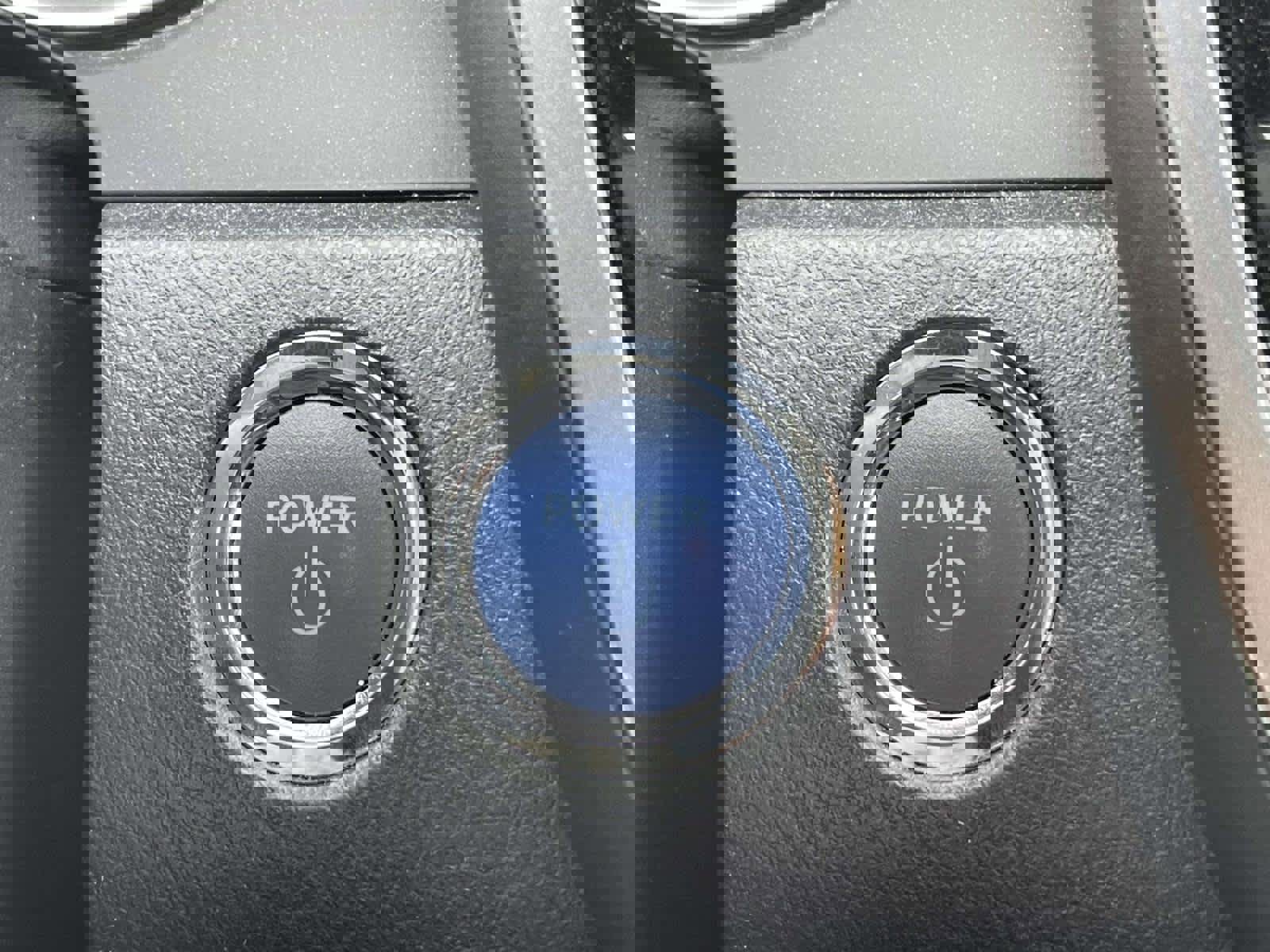 Used 2022 Toyota Camry XLE w/ Navigation Upgrade Package image 22