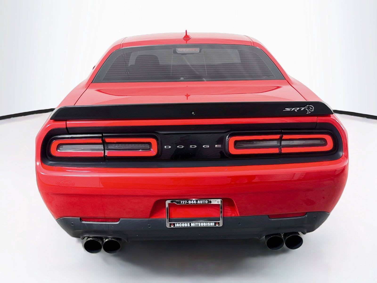 Used 2019 Dodge Challenger SRT Hellcat RWD image 4