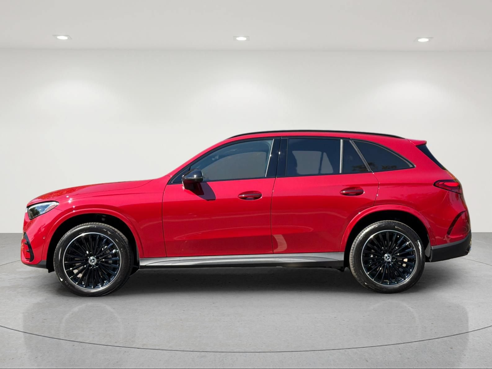 New 2027 Mercedes-Benz GLC 300 4MATIC image 2