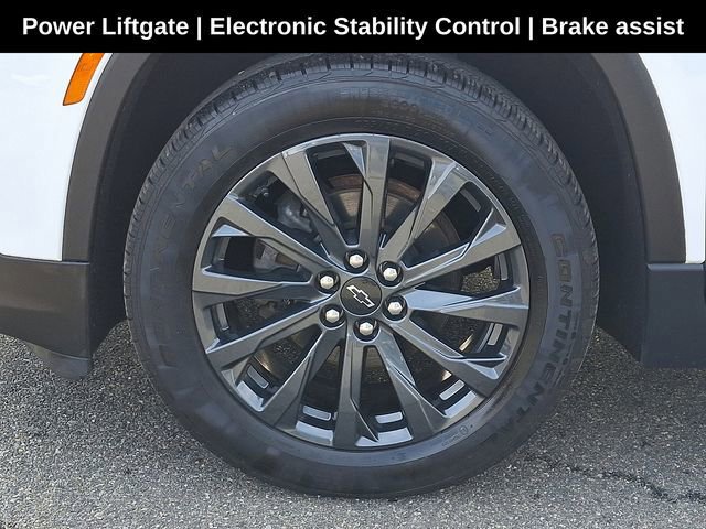 Used 2023 Chevrolet Traverse RS image 15